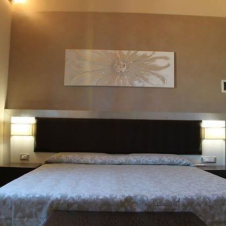 Il Viale B&B Pontedera Luaran gambar